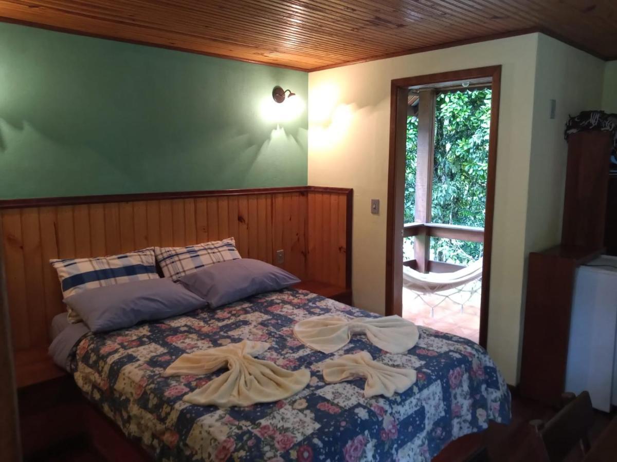 Pousada Sitio Dos Pinhais Visconde De Maua Phòng bức ảnh